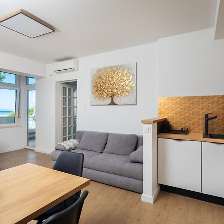 East Side Apartment أوميس المظهر الخارجي الصورة