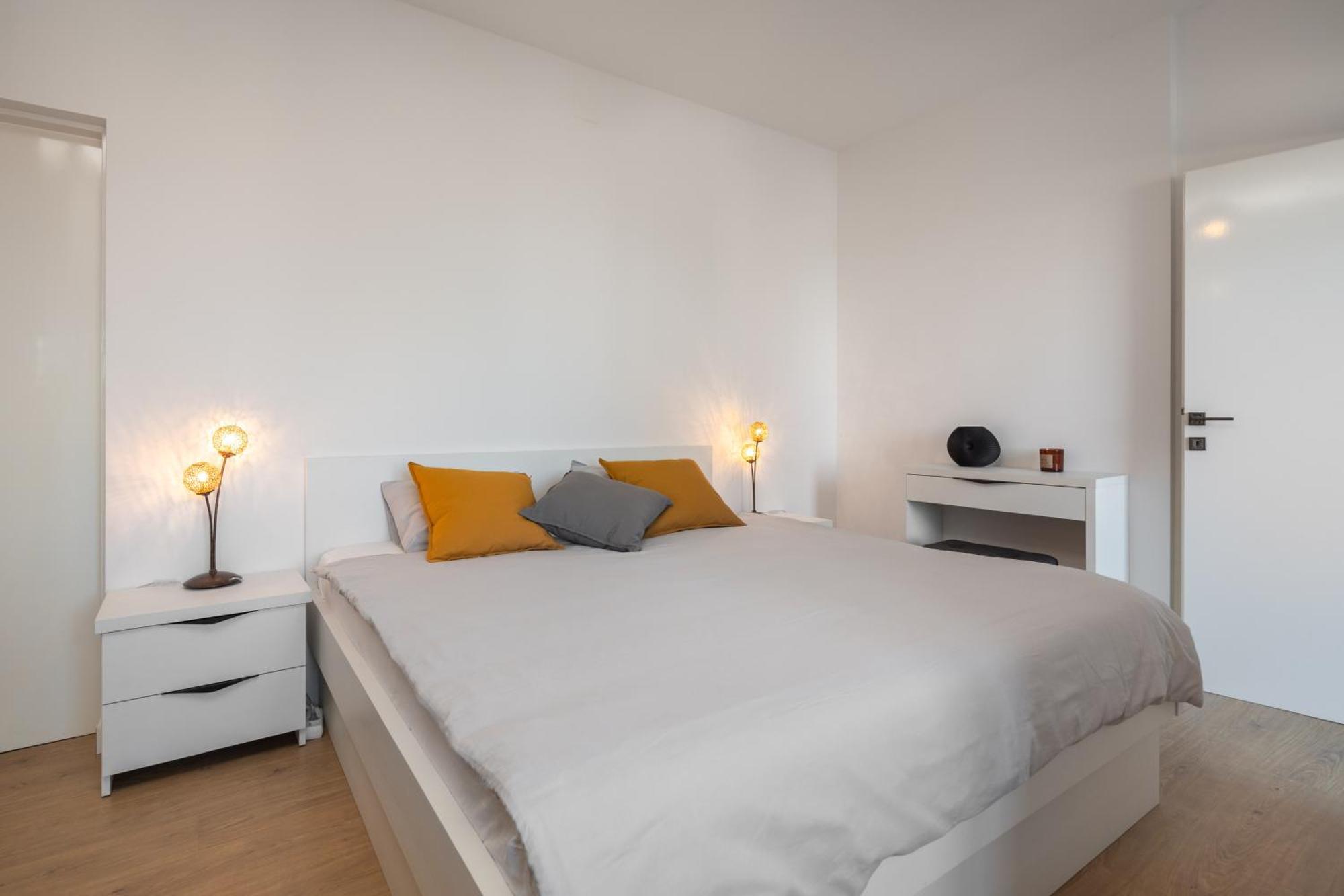 East Side Apartment أوميس المظهر الخارجي الصورة
